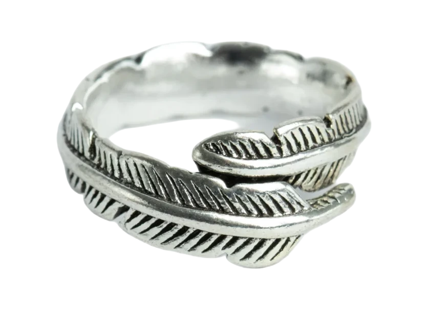 Anillo Sabiduría Verde Hoja Sagrada, fotografía del catálogo Draco
